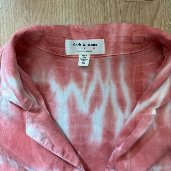 Cloth & Stone X Anthropologie Tie Dye Button
Front T-Shirt Size XS - Picture 6 of 6